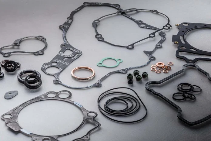 motorcycle engine gasket and oil seal kit replace service at mirpur dhaka bangladesh