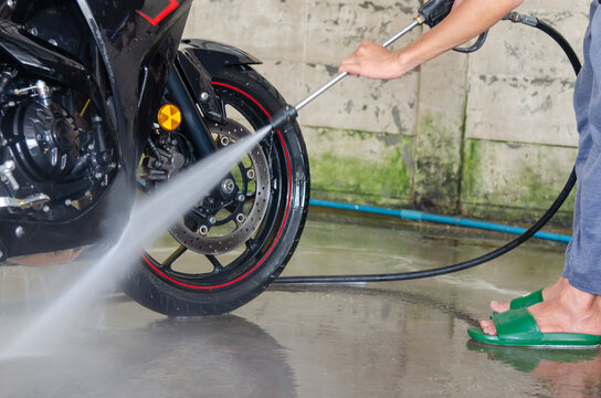motorcycle foam wash at mirpur dhaka bangladesh